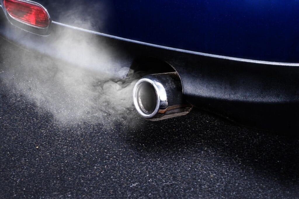 دود اگزوز خودرو