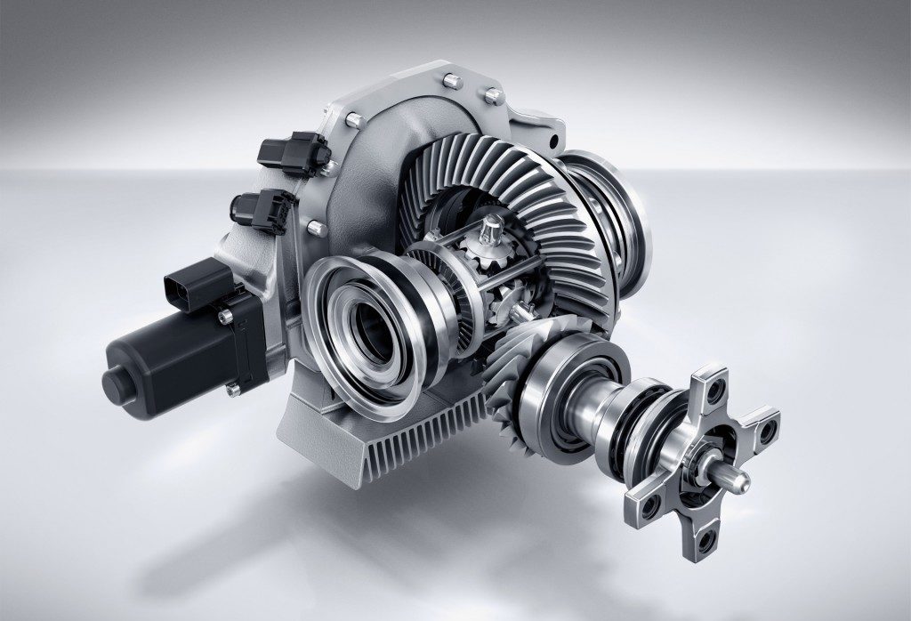 سرویس دیفرانسیل خودرو؛ چه زمانی لازم است؟