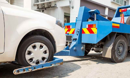 تفاوت یدک‌کش چرخ‌گیر و خودروبر کفی؛ کدام بهتر است؟